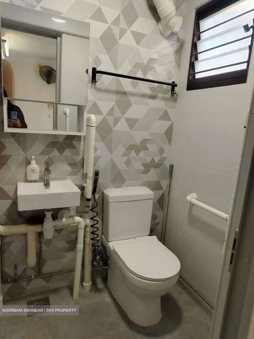 Blk 44 Ping Yi Gardens (Bedok), HDB 3 Rooms #596274091
